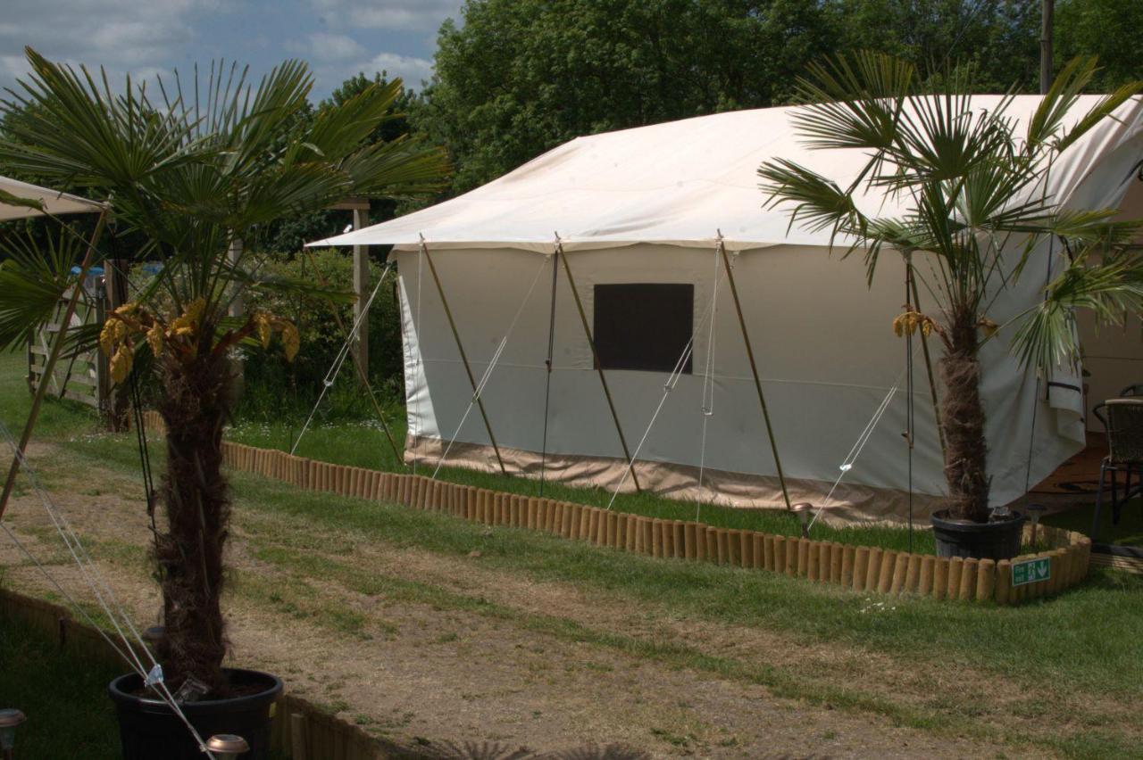 Bell Tent Village Nottingham Buitenkant foto