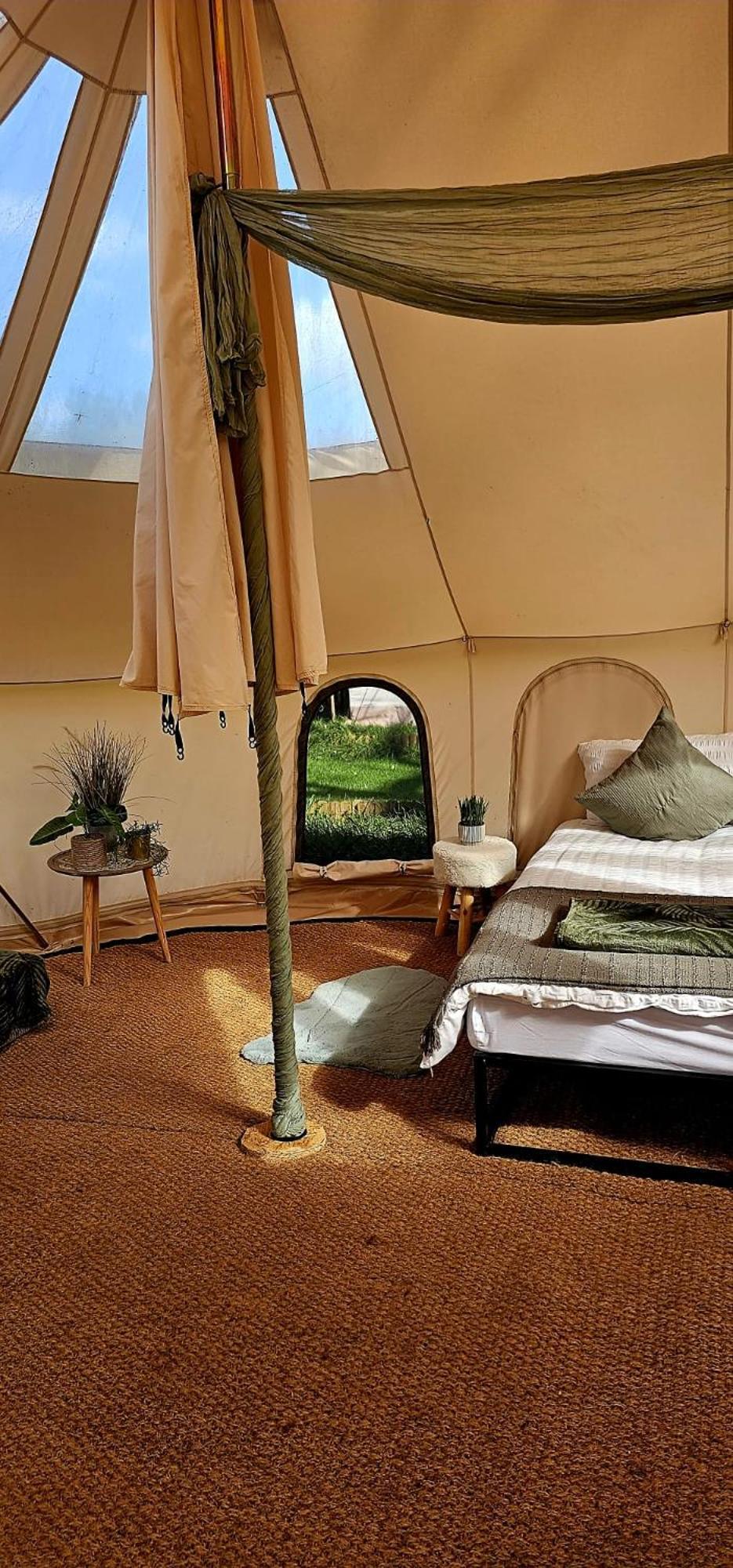 Bell Tent Village Nottingham Buitenkant foto