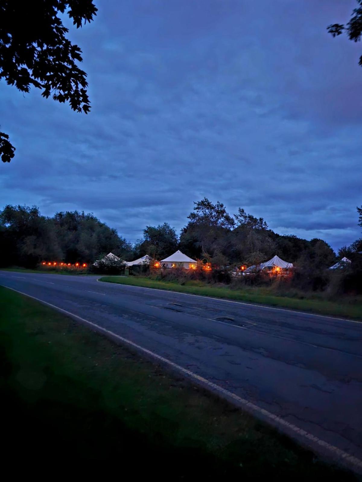 Bell Tent Village Nottingham Buitenkant foto