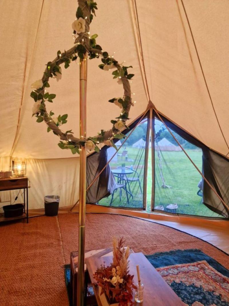 Bell Tent Village Nottingham Buitenkant foto