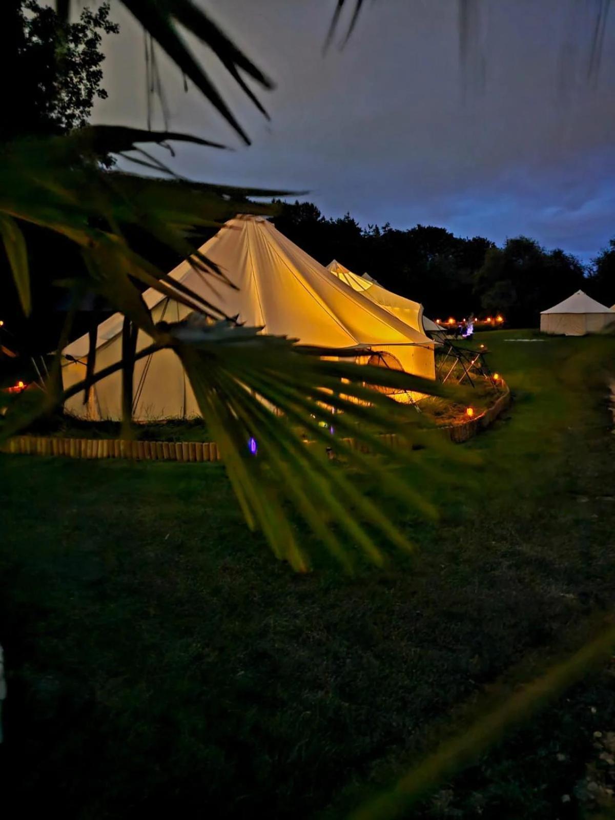 Bell Tent Village Nottingham Buitenkant foto